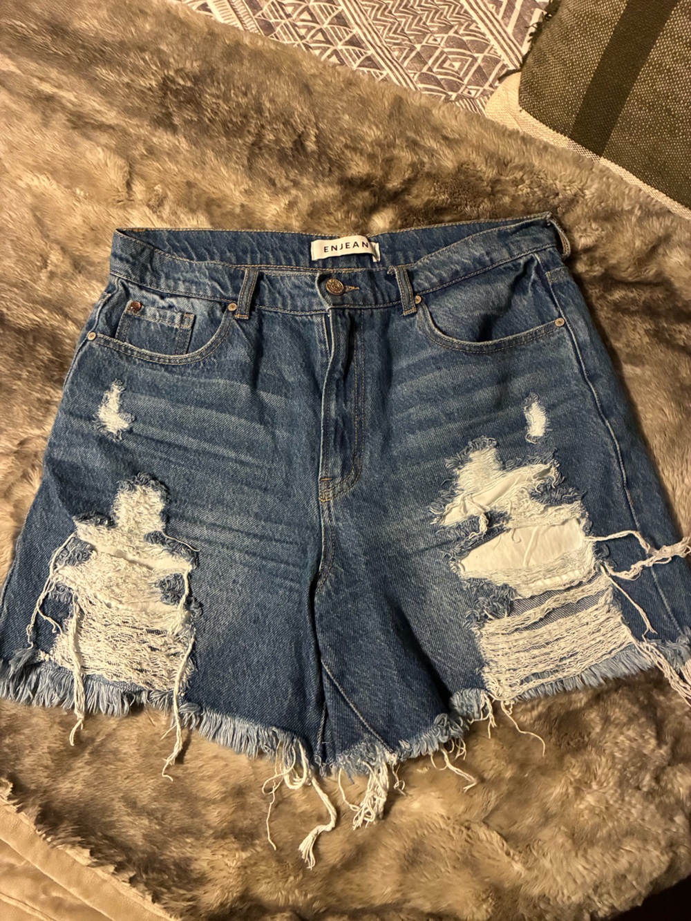 Distressed High-Waist Women's Denim Shorts - Blue